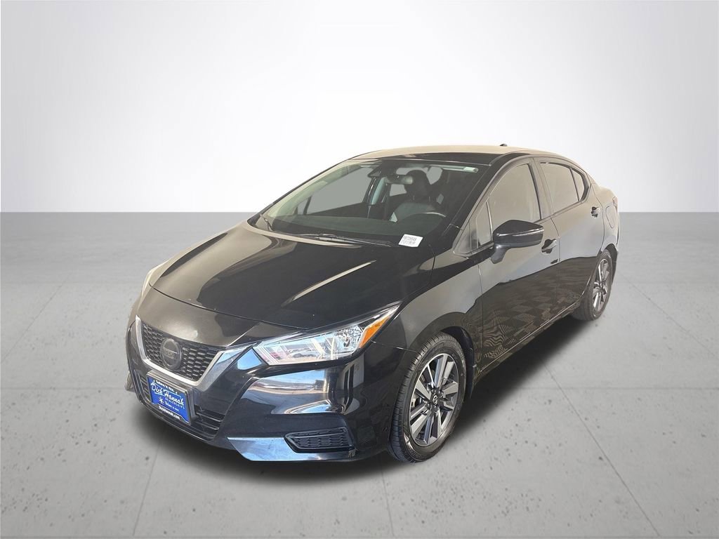 Used 2020 Nissan Versa SV FWD image 2