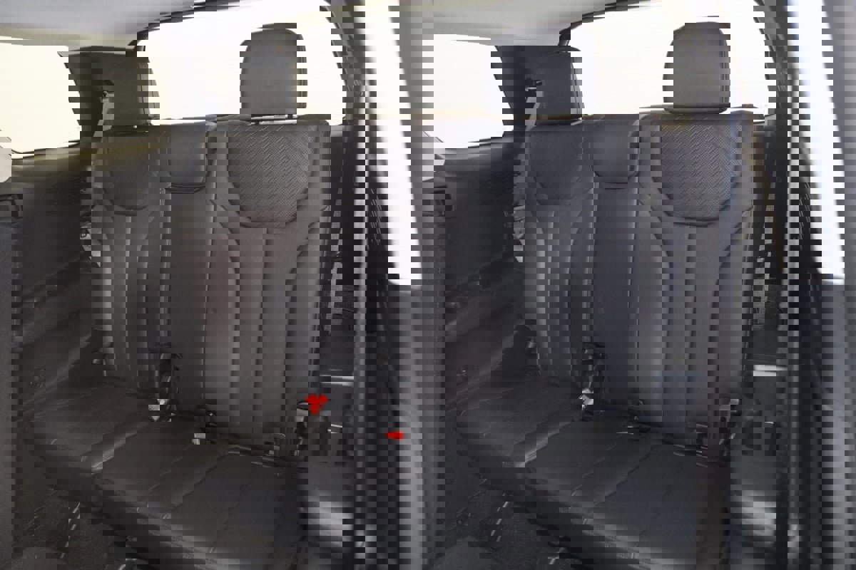 Used 2025 Hyundai Palisade SEL image 51