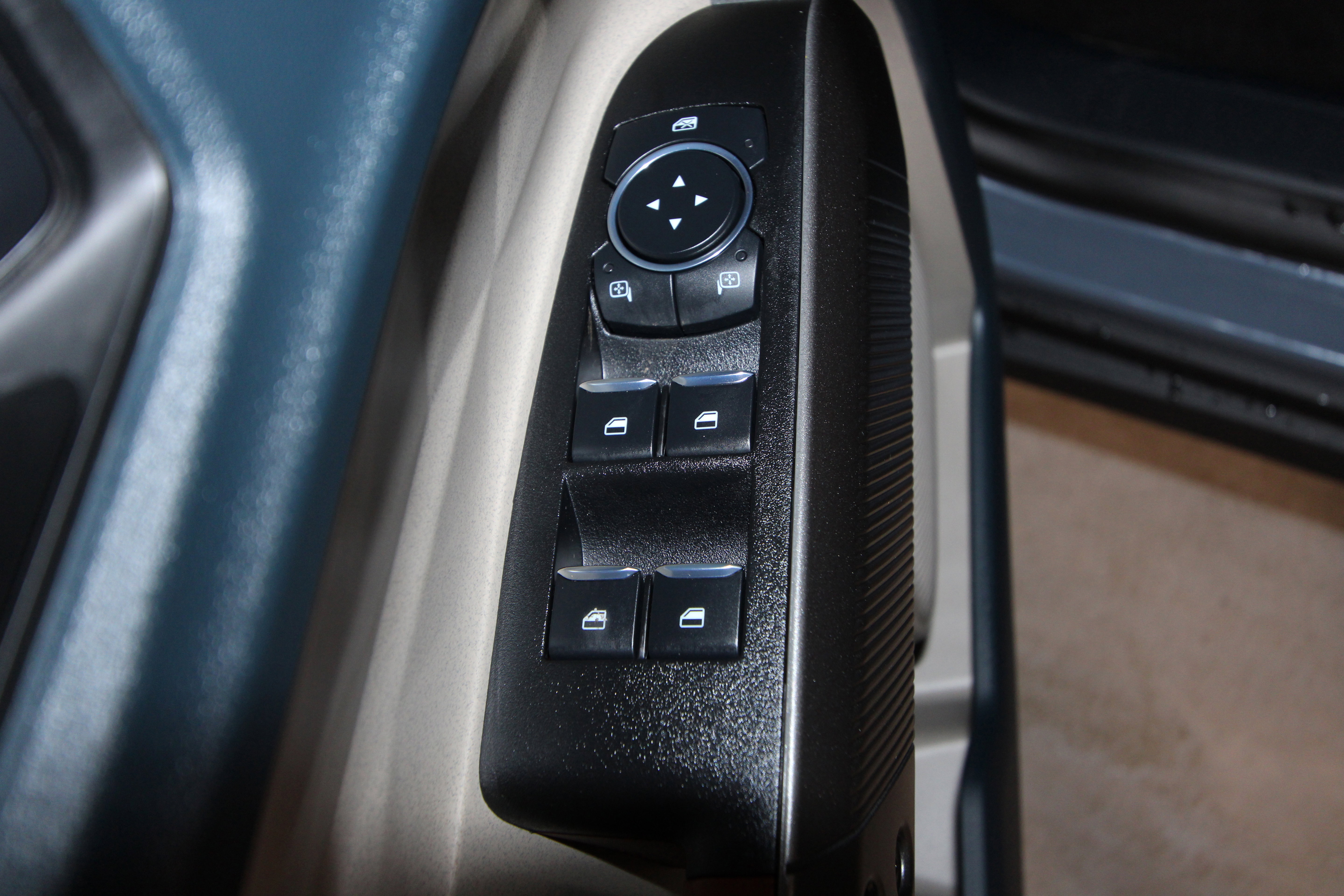 New 2026 Ford Maverick Lariat w/ 4K Tow Package image 5