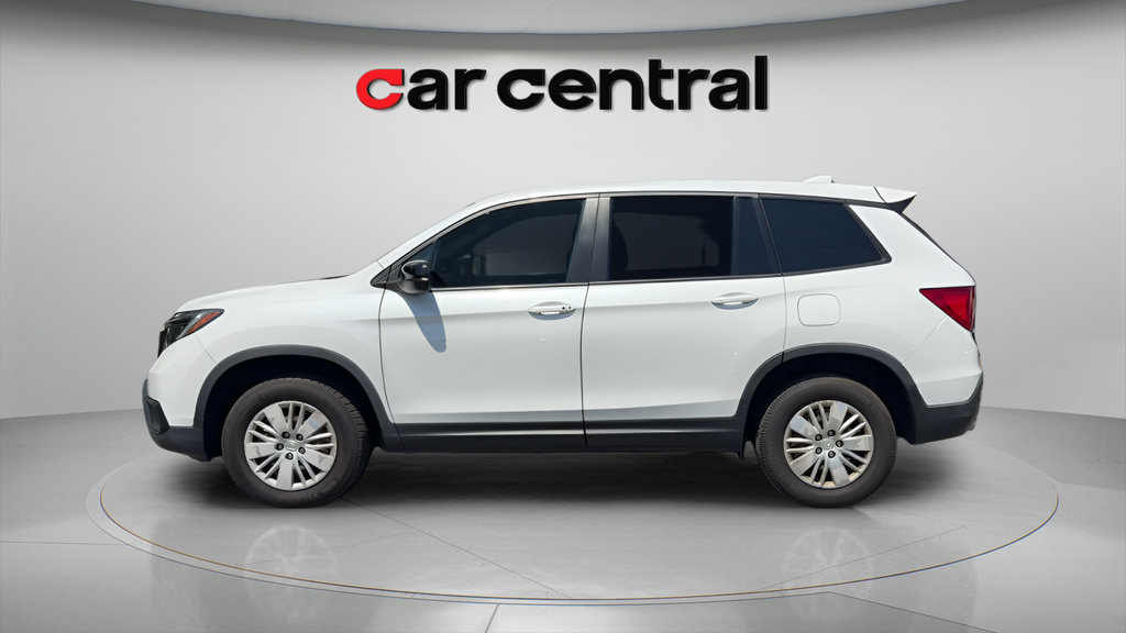 Used 2021 Honda Passport Sport image 2