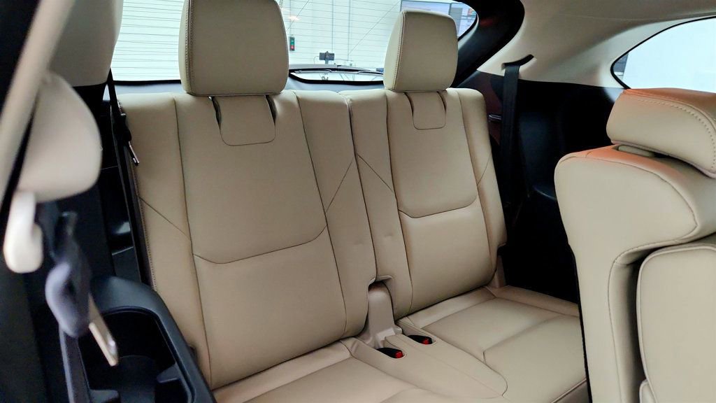 Used 2023 MAZDA CX-9 Touring Plus AWD/4WD image 22