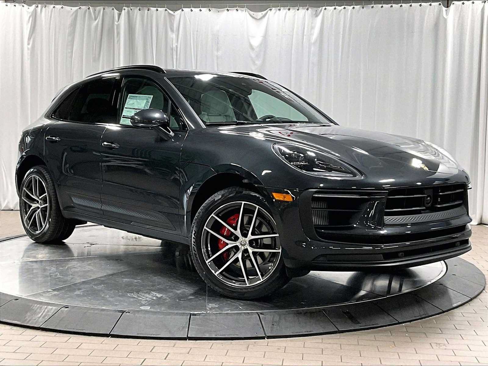 Used 2026 Porsche Macan S AWD/4WD image 11