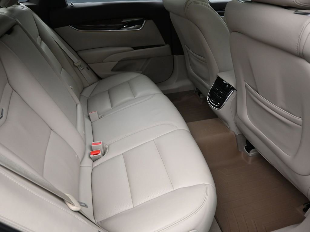 Used 2016 Cadillac XTS Premium FWD image 8