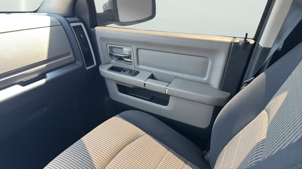 Used 2010 Dodge Ram 1500 Truck SLT RWD image 18