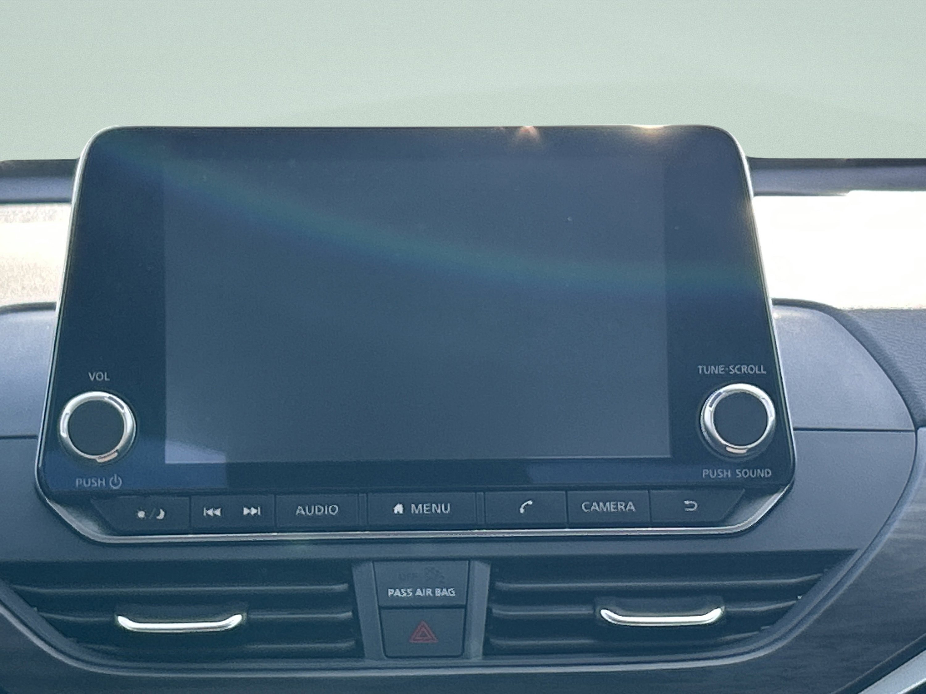 Used 2025 Nissan Altima 2.5 SV FWD image 18