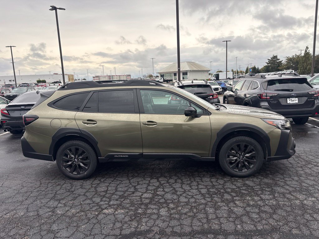 Certified 2025 Subaru Outback Onyx Edition AWD/4WD image 2