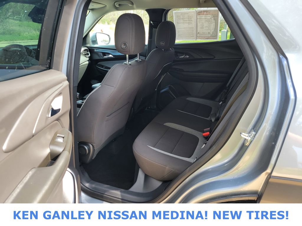 Used 2025 Chevrolet TrailBlazer LT FWD image 37