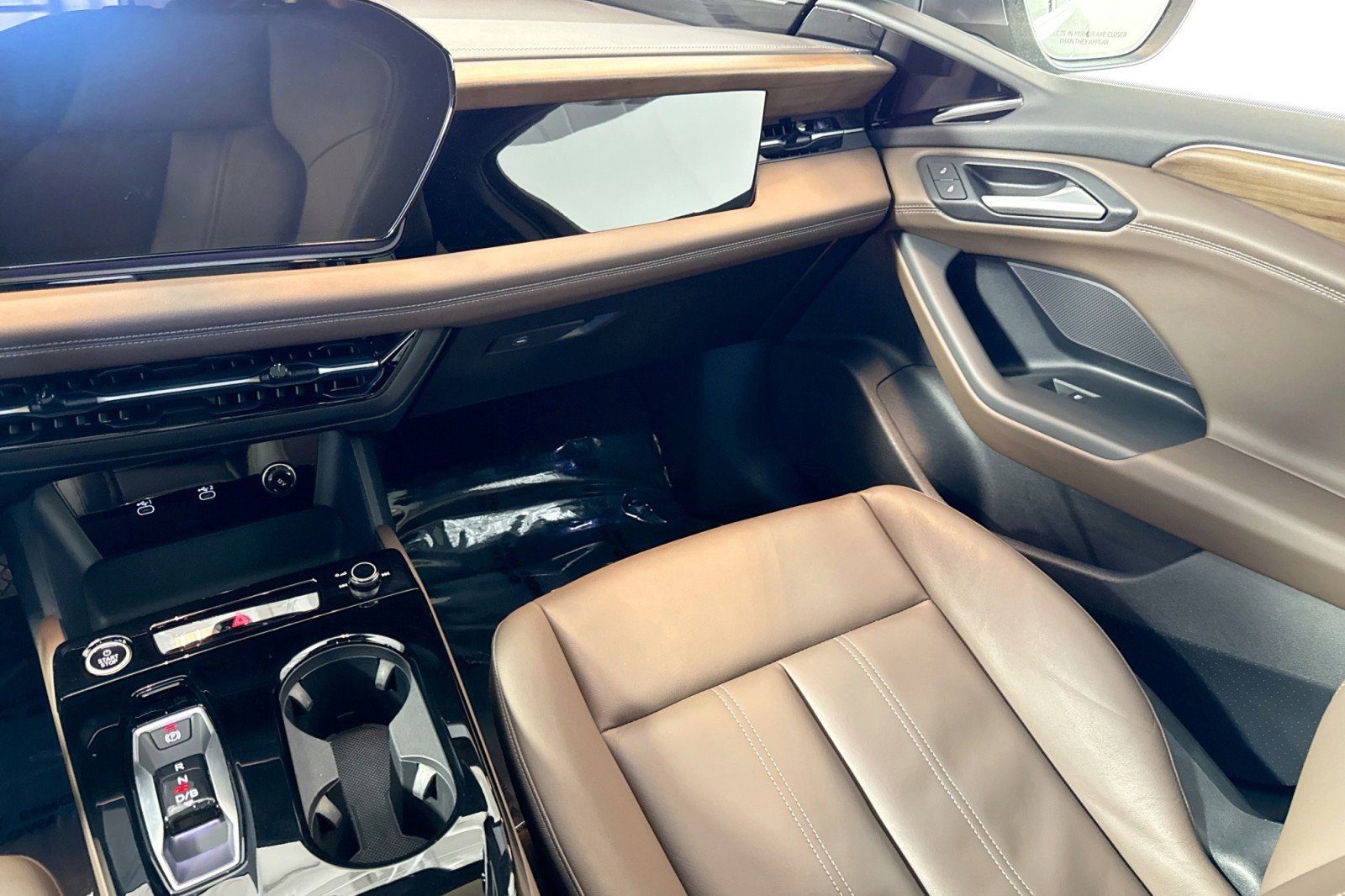 Used 2025 Audi A6 e-tron Premium w/ Convenience Package image 21