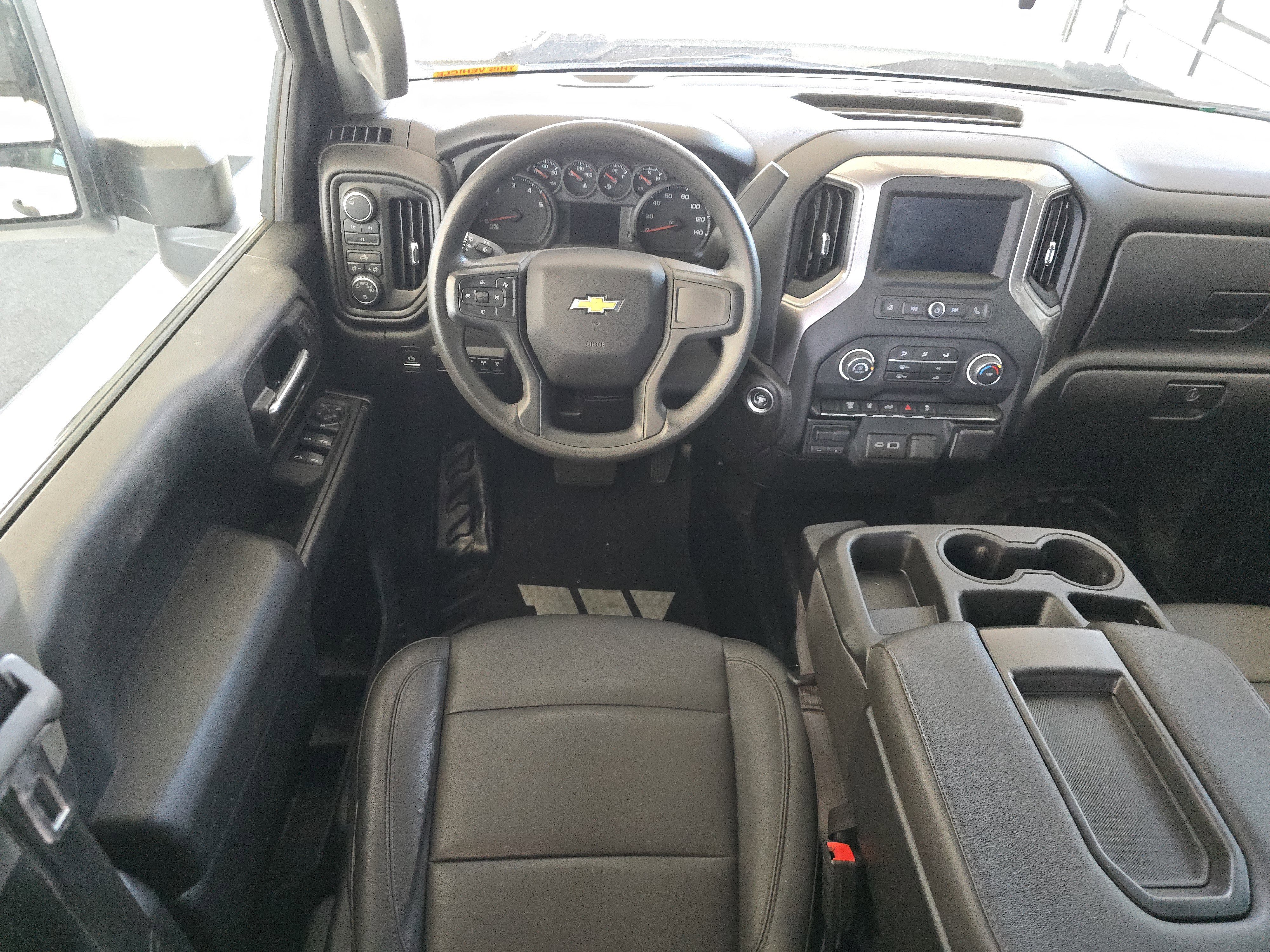 Used 2024 Chevrolet Silverado 3500 W/T image 16