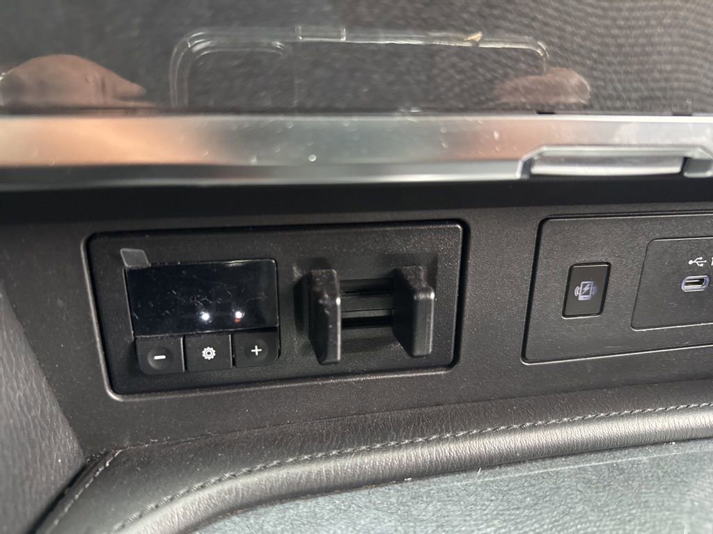 Used 2022 Nissan Armada SV w/ Cargo Package image 58