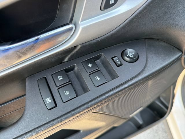 Used 2016 GMC Terrain SLT w/ Open Road Package FWD image 18