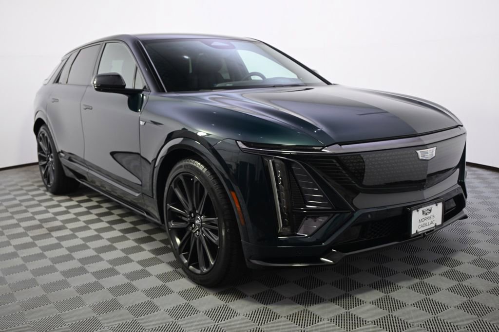 New 2026 Cadillac Lyriq V w/ LPO, Floor Liner Package AWD/4WD image 8