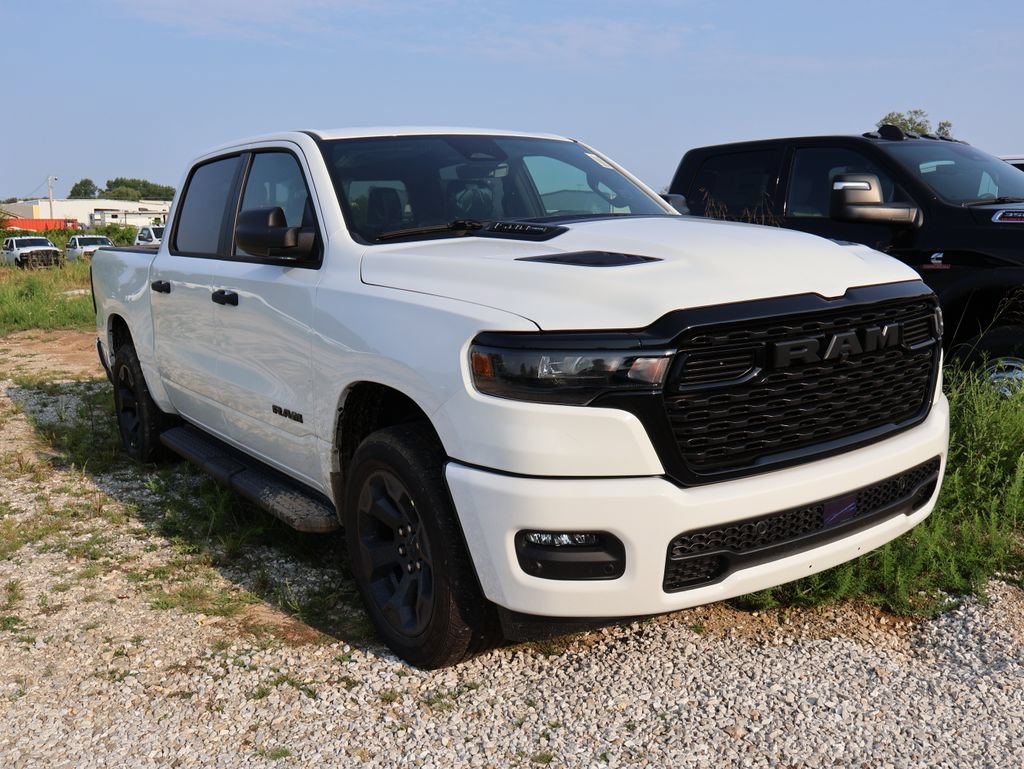 New 2026 RAM 1500 Express AWD/4WD image 12