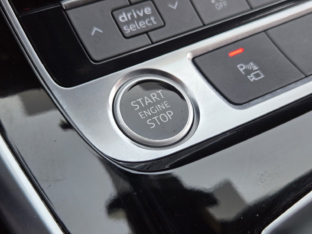 Certified 2023 Audi Q8 Premium Plus w/ Premium Plus Package AWD/4WD image 27