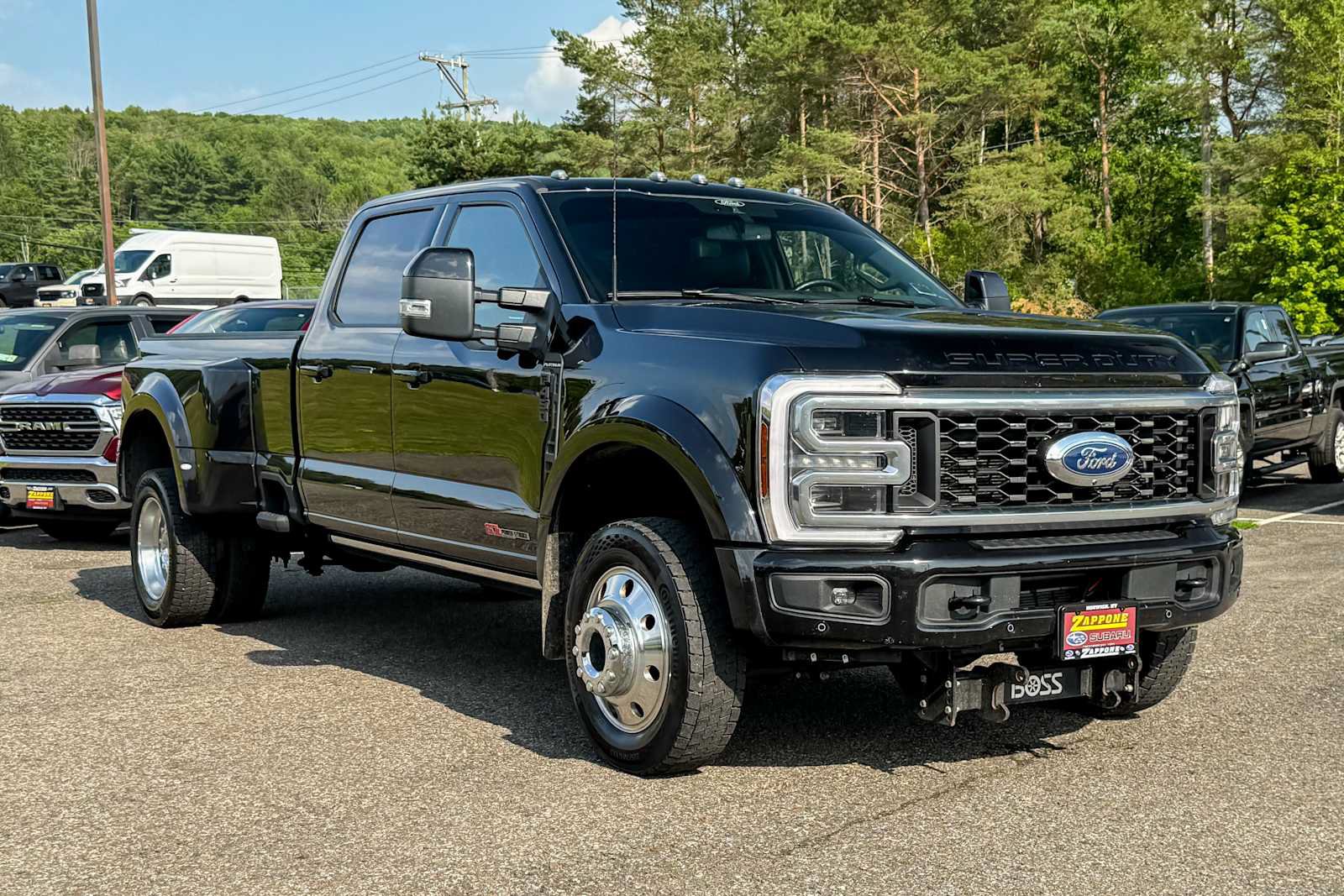 Used 2026 Ford F450 Platinum w/ FX4 Off-Road Package AWD/4WD image 1