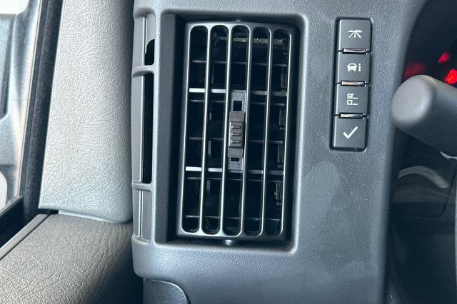 New 2026 Chevrolet Express 2500 w/ Driver Convenience Package RWD image 31