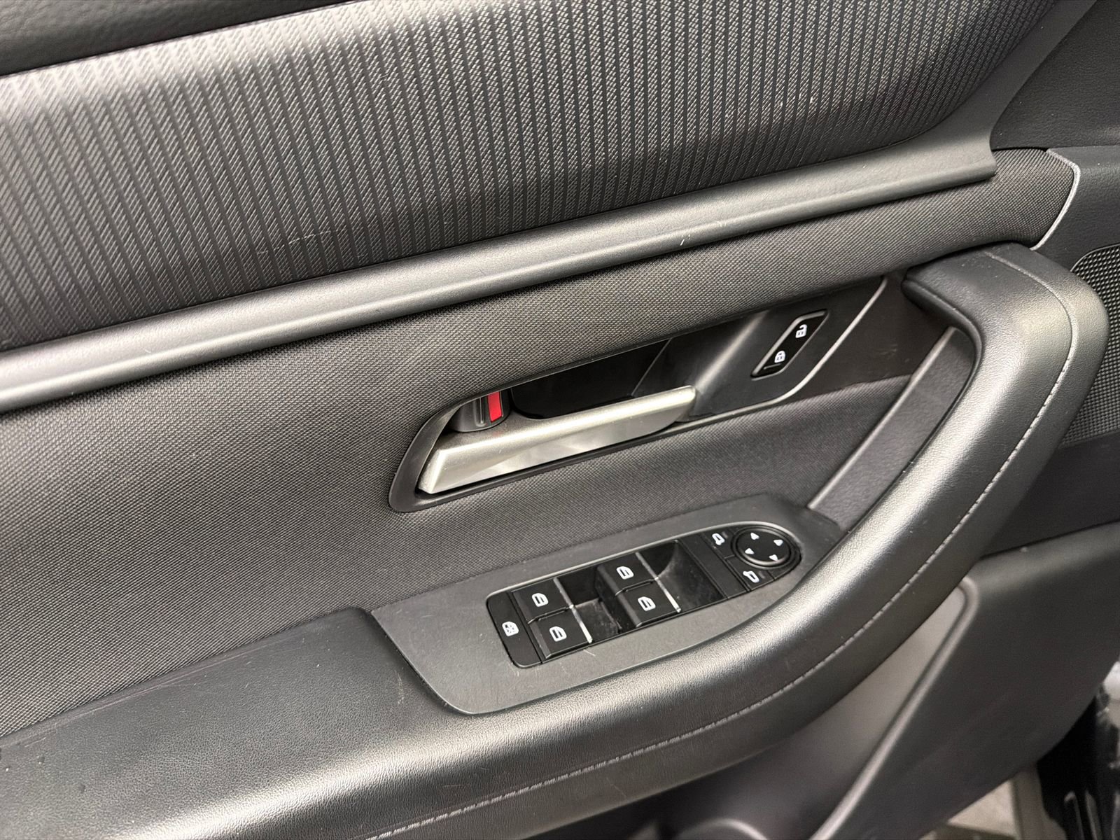 Used 2025 MAZDA CX-90 3.3 Turbo w/ Select Package image 33