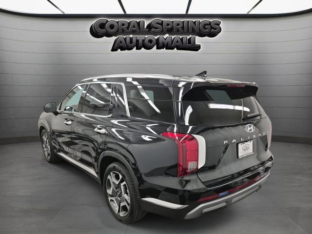 Used 2024 Hyundai Palisade Limited FWD image 4
