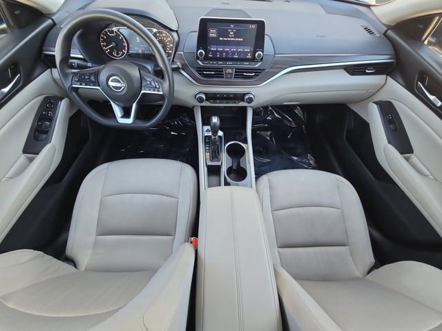 Used 2024 Nissan Altima 2.5 SV image 20