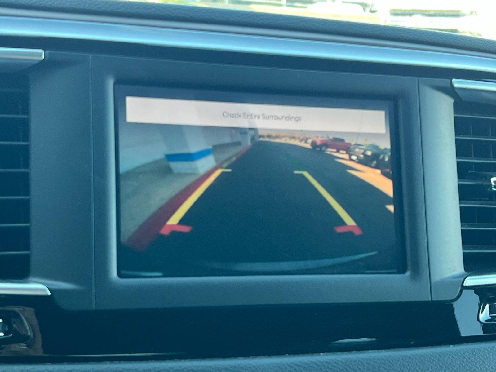 Used 2022 Chrysler Voyager LX FWD image 20