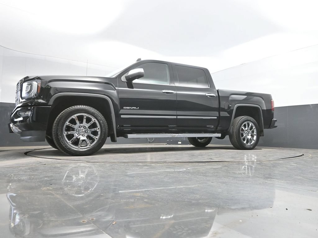 Used 2018 GMC Sierra 1500 Denali AWD/4WD image 35