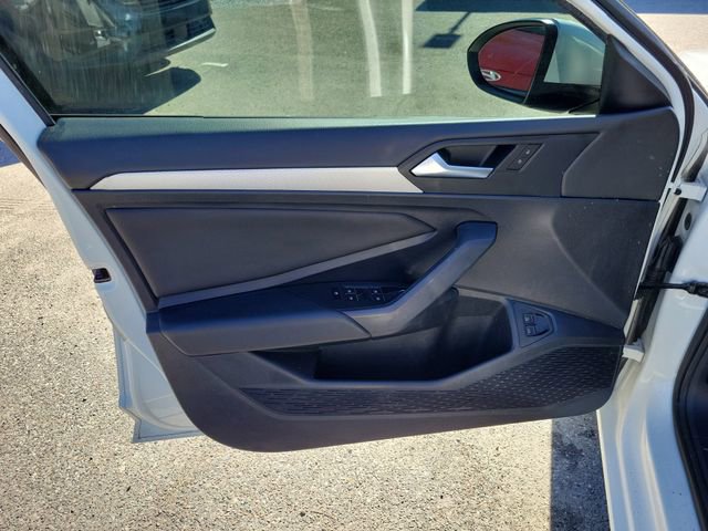 Used 2021 Volkswagen Jetta SE image 7