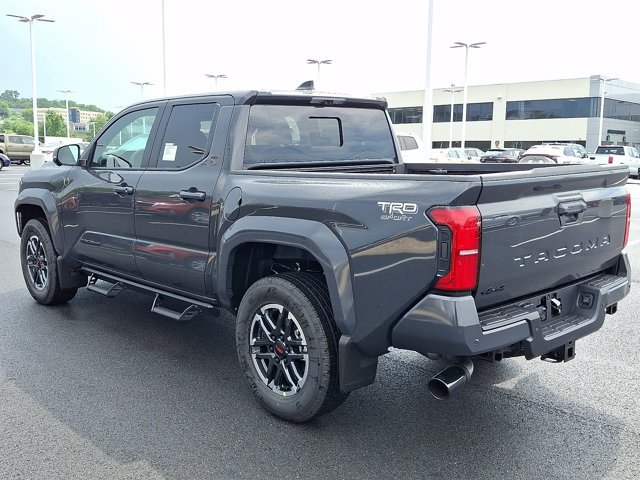 New 2026 Toyota Tacoma TRD Sport AWD/4WD image 4