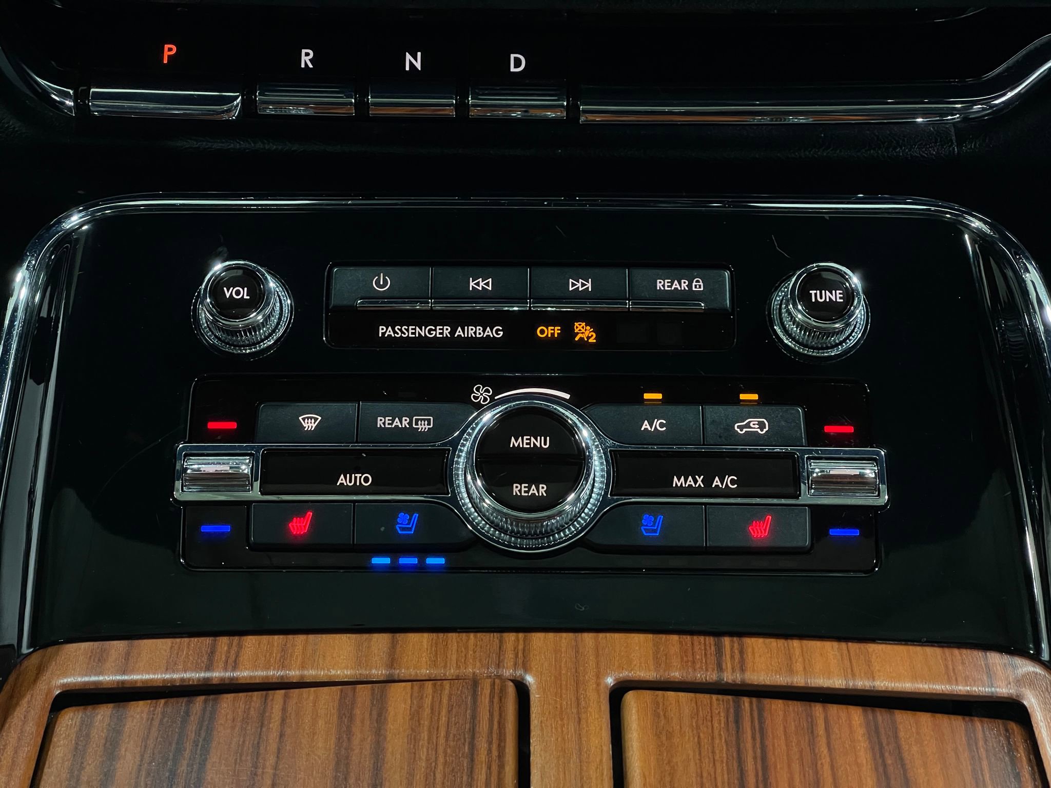Used 2019 Lincoln Navigator Reserve AWD/4WD image 24