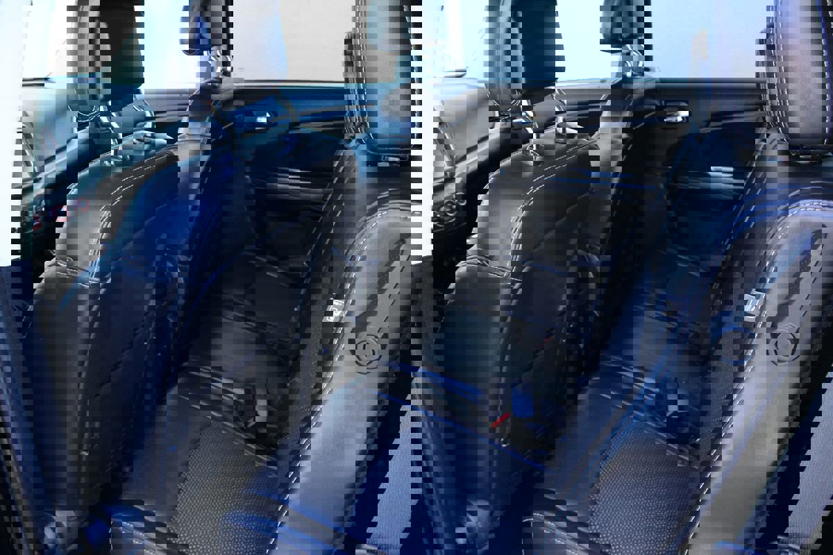 Used 2015 Dodge Journey Crossroad w/ Flexible Seating Group image 12