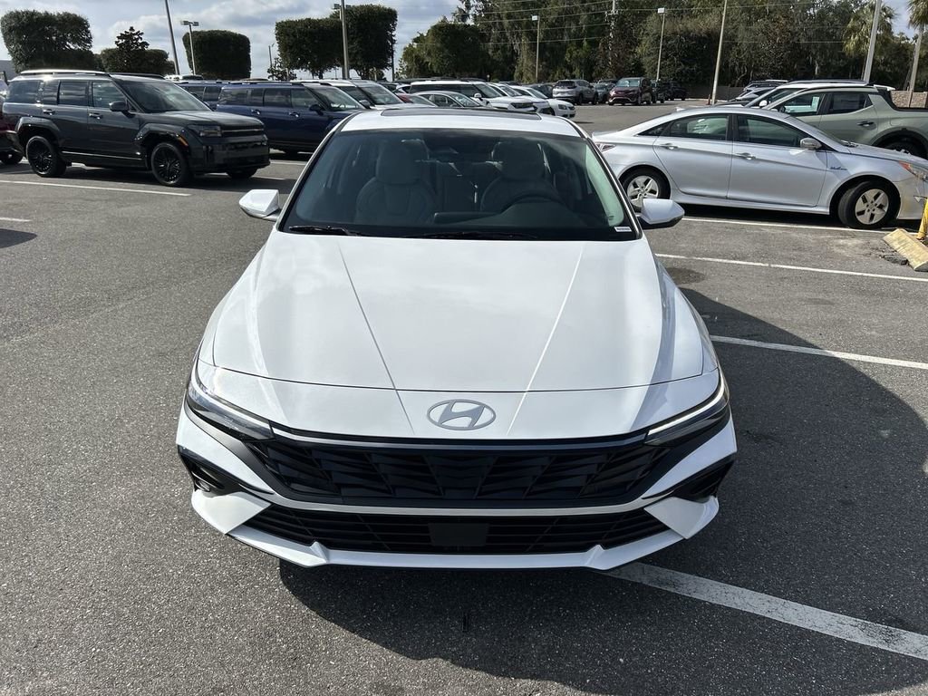 New 2026 Hyundai Elantra Limited image 9
