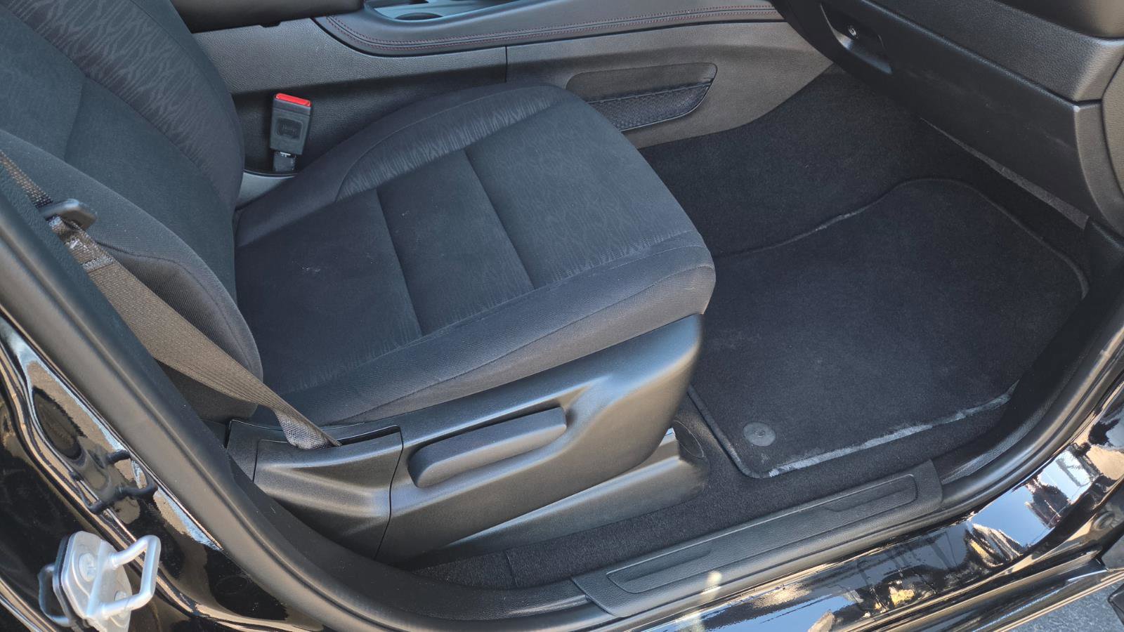 Used 2023 Dodge Durango GT image 41