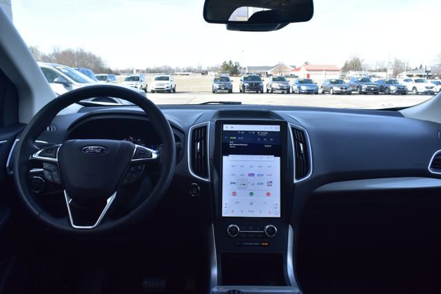 Used 2024 Ford Edge SEL w/ Convenience Package image 38