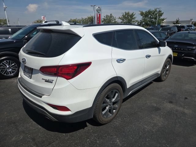 Used 2018 Hyundai Santa Fe Sport w/ 2.0T Ultimate Tech Package 05 AWD/4WD image 3