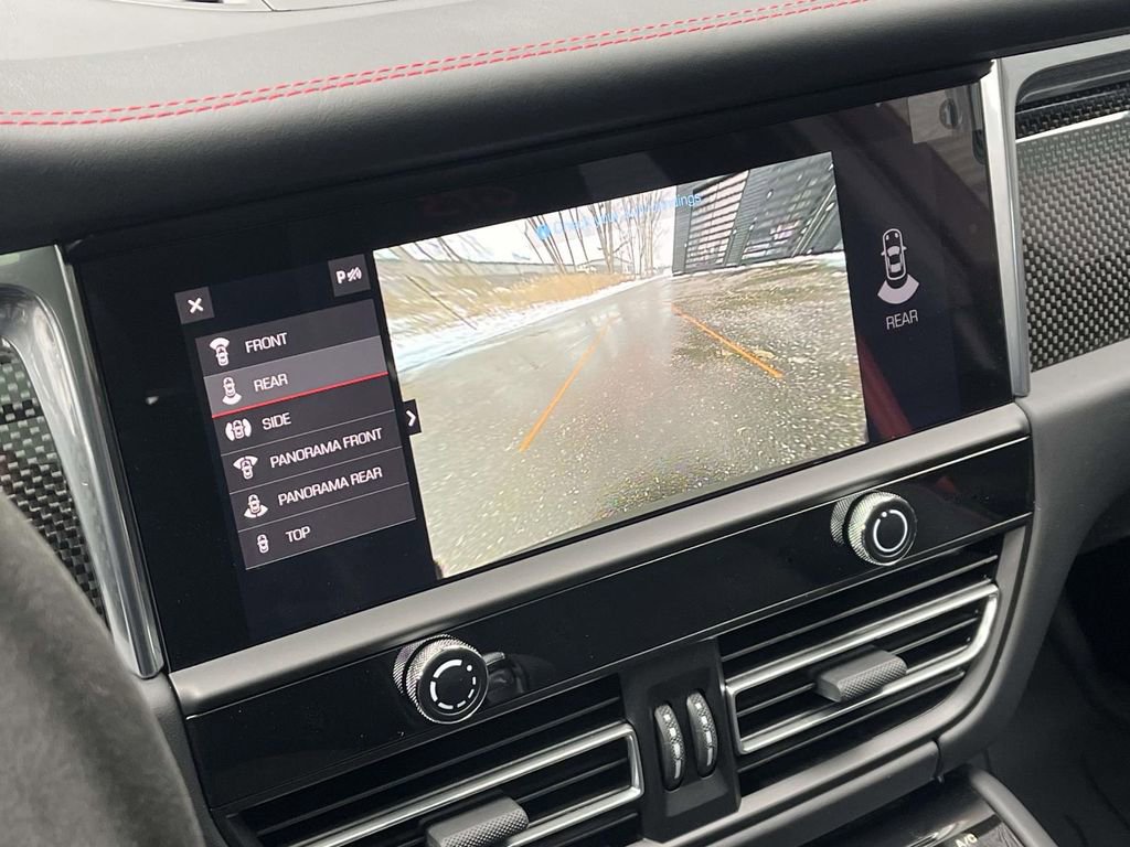 New 2026 Porsche Macan GTS image 26