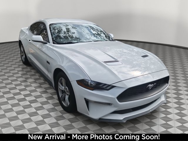 Used 2020 Ford Mustang Coupe image 1