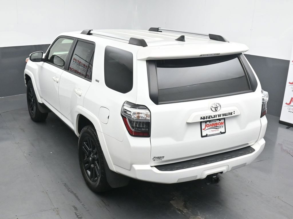 Used 2024 Toyota 4Runner SR5 image 28