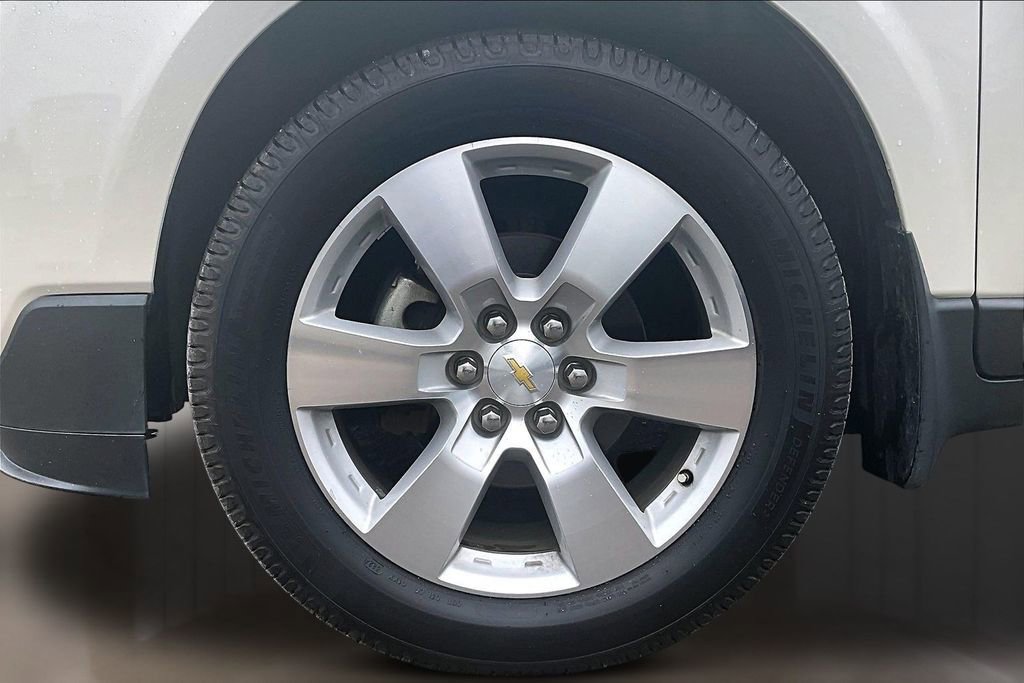 Used 2015 Chevrolet Traverse LTZ FWD image 9