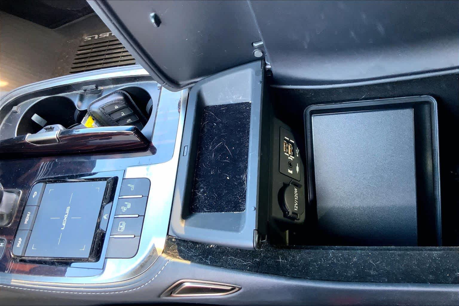 Certified 2022 Lexus LS 500 AWD w/ Interior Upgrade Package image 34