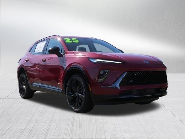 New 2025 Buick Envision Sport Touring image 10