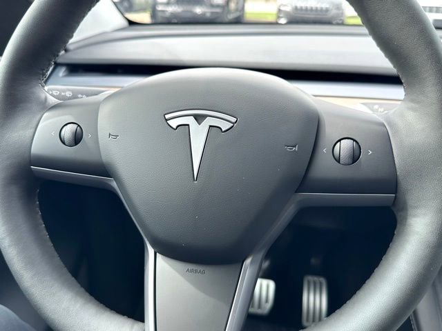 Used 2024 Tesla Model Y Performance image 15