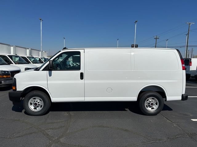 New 2025 GMC Savana 2500 w/ Communications Package image 4