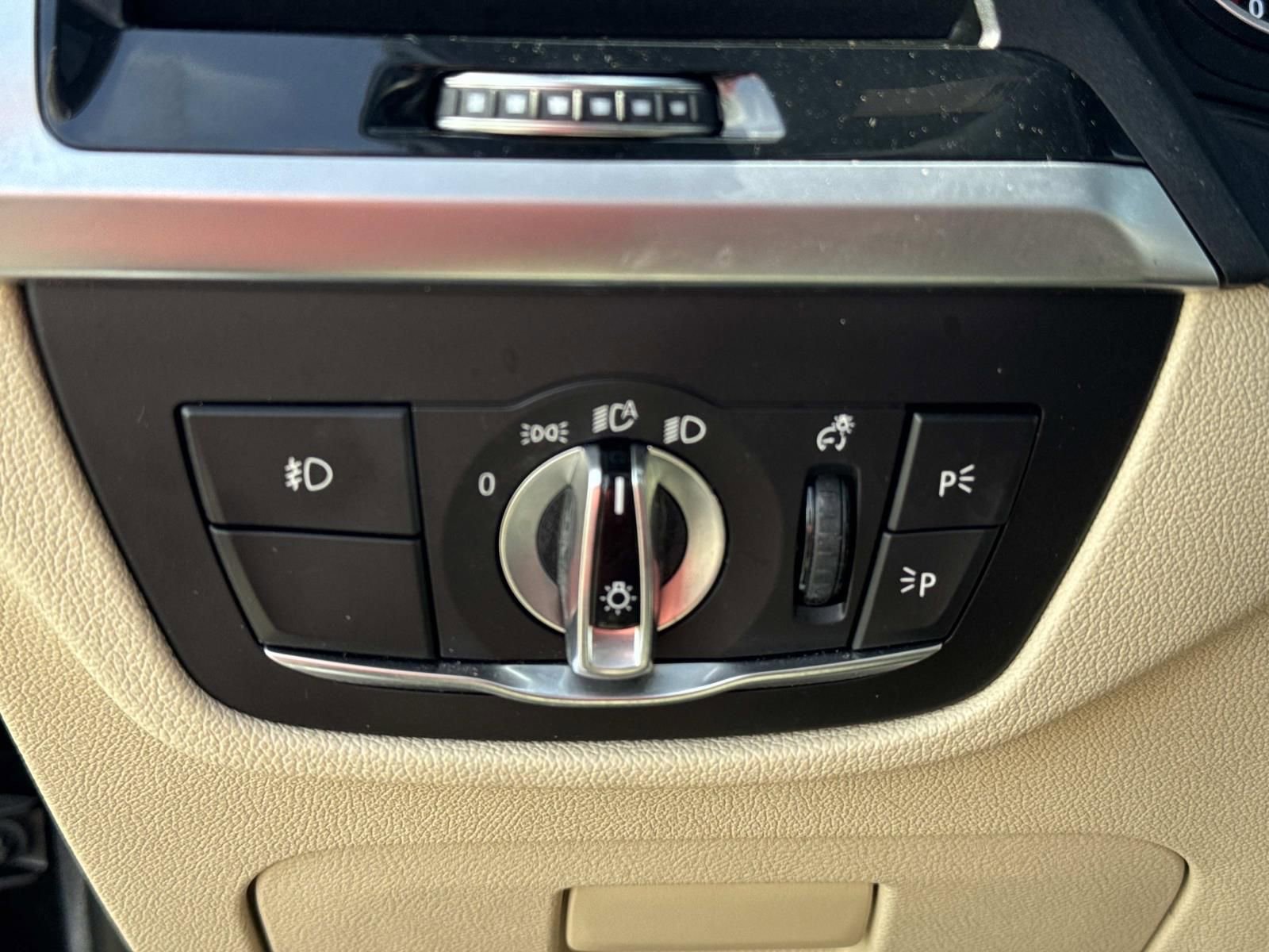 Used 2019 BMW X3 sDrive30i w/ Convenience Package RWD image 23