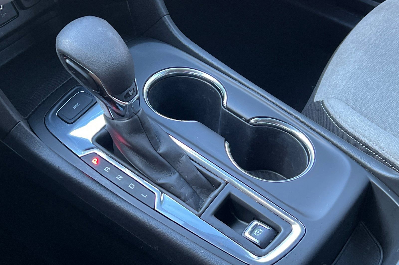 Used 2022 Chevrolet Equinox LS w/ LS Convenience Package image 28