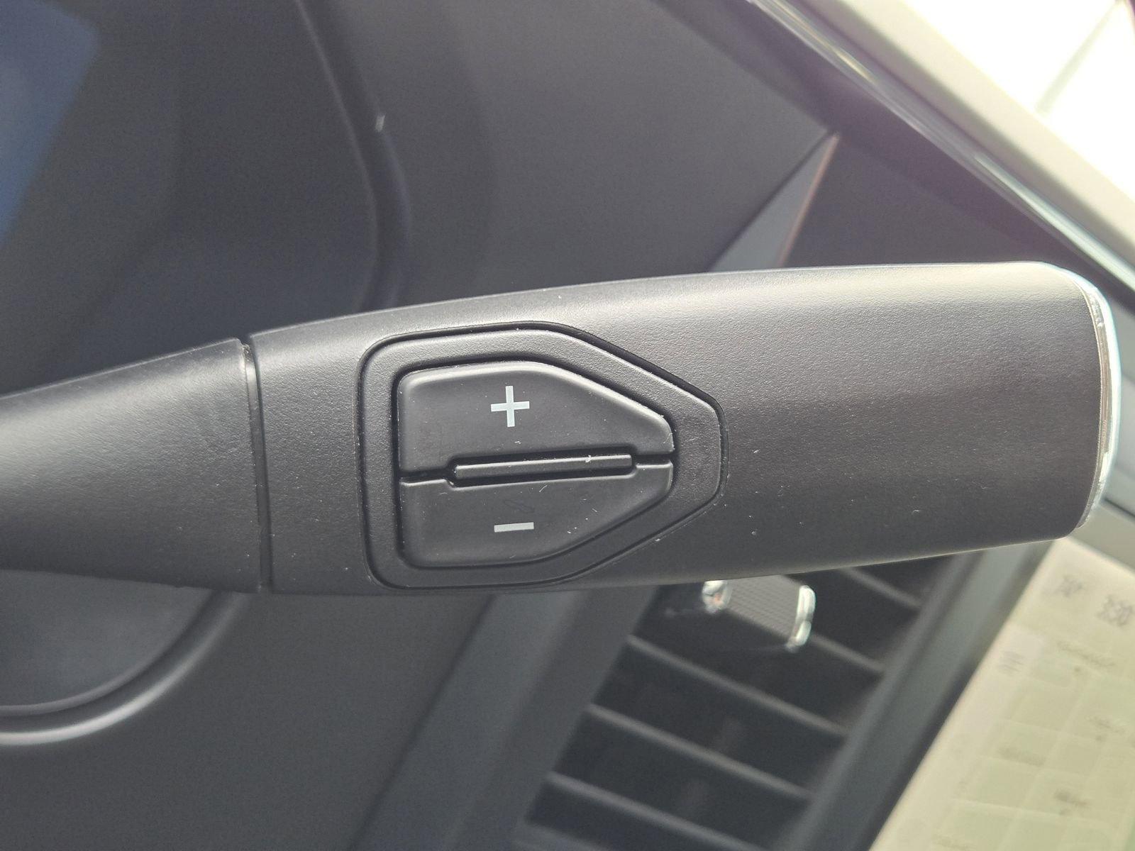 Used 2024 Ford F250 Lariat image 27