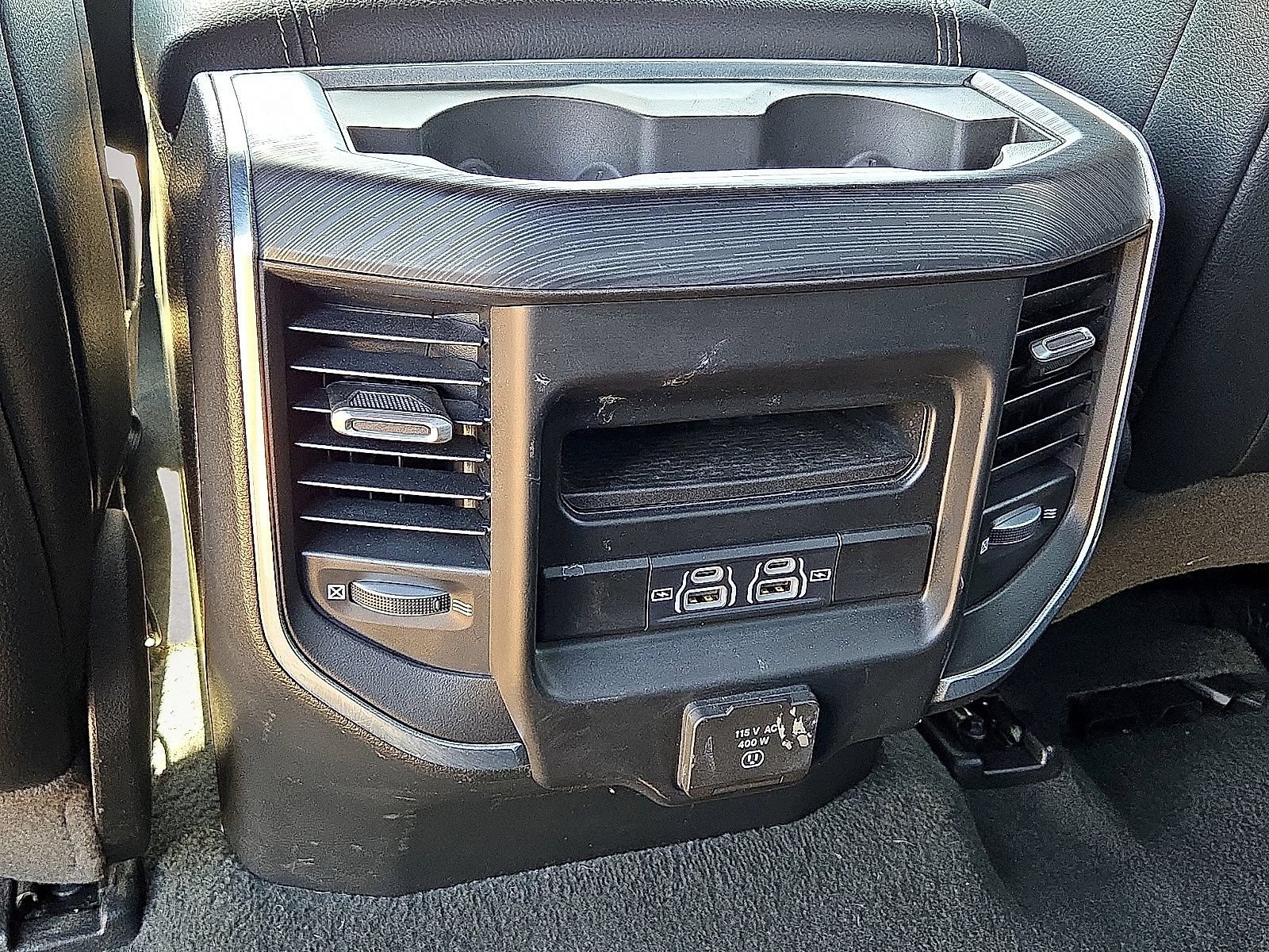 Used 2023 RAM 1500 Laramie AWD/4WD image 17