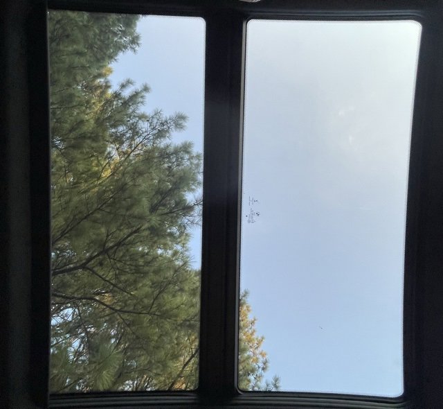 Used 2023 BMW X4 xDrive30i w/ Convenience Package image 24