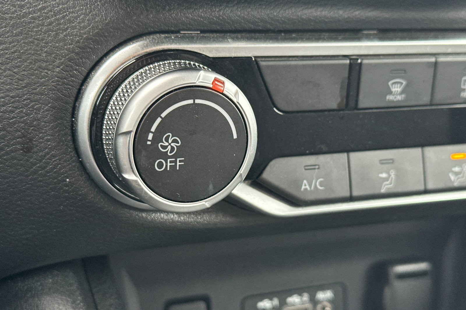 Used 2024 Nissan Sentra SV image 28