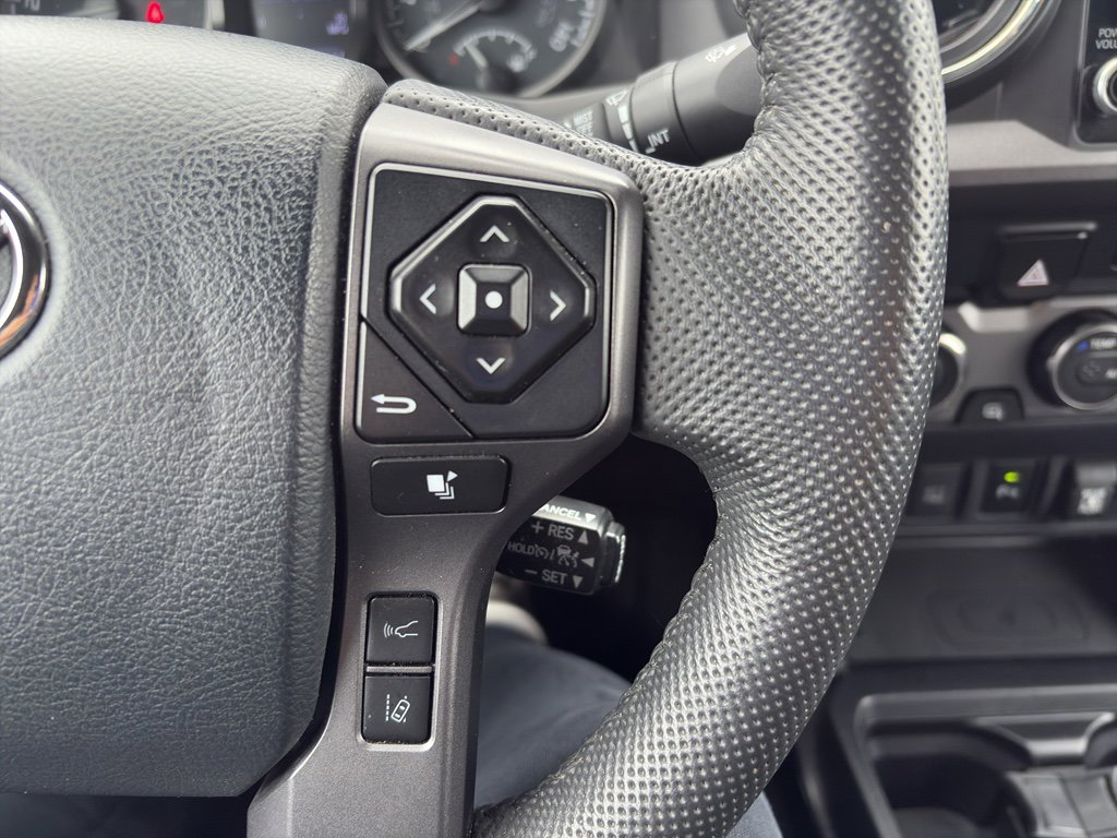 Used 2020 Toyota Tacoma TRD Sport w/ TRD Premium Sport Package image 18