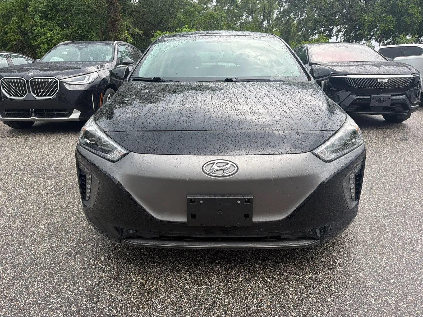 Used 2019 Hyundai Ioniq Electric FWD image 4