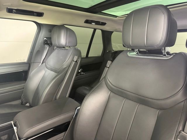 Used 2024 Land Rover Range Rover SE image 5